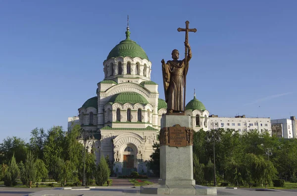 Росія Астрахан Собор Святого Володимира — стокове фото