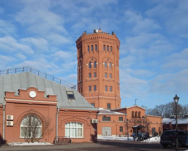 Wieża ciśnień. Przykładem architektury przemysłowej z XIX wieku. — Zdjęcie stockowe