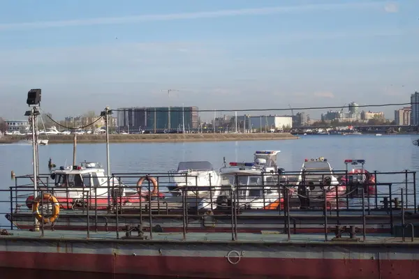 Estación de rescate en el agua, policía del río . —  Fotos de Stock