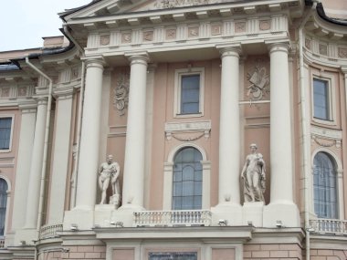 Art Academy St Petersburg bina. Bina, cephe ve dekor.