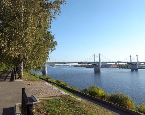 El río principal de Rusia es el Volga . — Foto de Stock