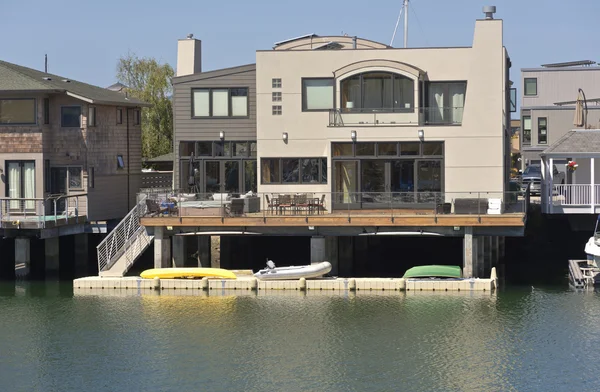 Richmond California marina community living. — Stock Photo, Image