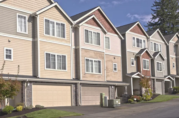 Family homes in a row Oregon. — Stock Photo, Image