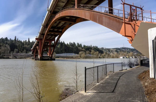 Most Sellwood w Portland w stanie Oregon. — Zdjęcie stockowe