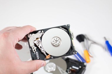 Sabit disklerin sökme işlemi