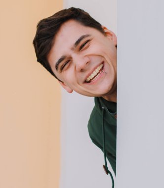 Güzel şık adam portresi