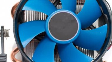 Anakart bilgisayarın bellek ve işlemci soğutma detayları ile