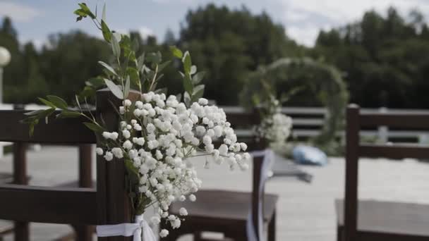 Belle décoration de sortie enregistrement de mariage .