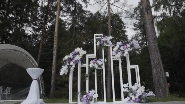 Bela decoração de registro de casamento de saída . — Vídeo de Stock