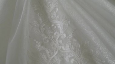 Gelinlik Ayrıntıları Kapat.