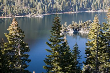 Lake Tahoe doğal görünümü