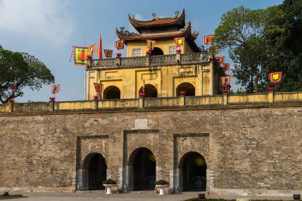 Hoofdingang van Thang Long Citadel — Stockfoto