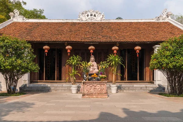 Temple at the One Pillar Pagoda — Stock Photo, Image