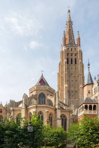 Frauenkirche v Bruggách — Stock fotografie