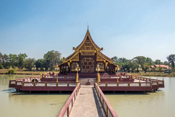 Templo Wat Pa Lahan Sai, no sul da província de Buriram, perto da fronteira com o Camboja — Fotografia de Stock