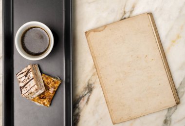 zarif mermer tatilinde