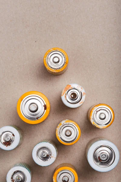 Geri dönüşüm için boşaltılan piller toplanıyor