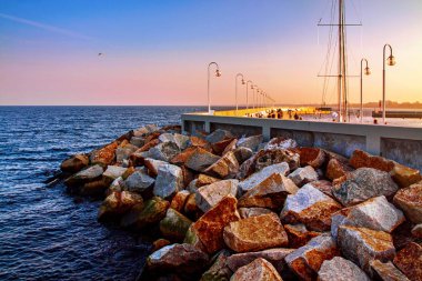 Sopot molo pier fener ile