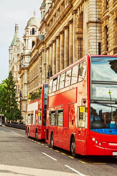 Red bus in London — Stock Photo, Image
