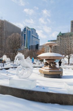 Buz heykel oymalar, Winterlude, Ottawa, 8 Şubat 2017