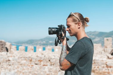 Fotoğrafçı inanılmaz manzaraların resimlerini çekiyor.