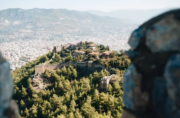 Hermosa vista del paisaje desde el castillo de Alanya — Foto de Stock