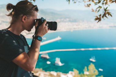 Fotoğrafçı inanılmaz manzaraların resimlerini çekiyor.