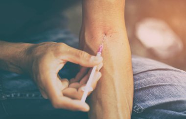 Uyuşturucu bağımlılığı kavramı