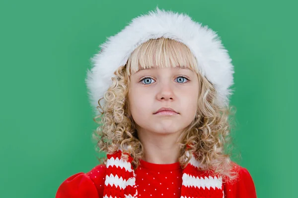 Liten Flicka Santa Hatt Ljus Grön Levande Färg Bakgrund God — Stockfoto