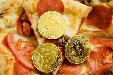 Bitcoin Pizza Günü 22 Mayıs. Kripto halk bayramı. 10 bin Bitcoin 'e 2 pizza. Pizza İndeksi