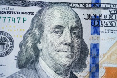 Yeni yüz dolarlık banknotu kapat. Ben Franklin 'in Macro' su. 100 dolarlık banknot. finansal kavram.