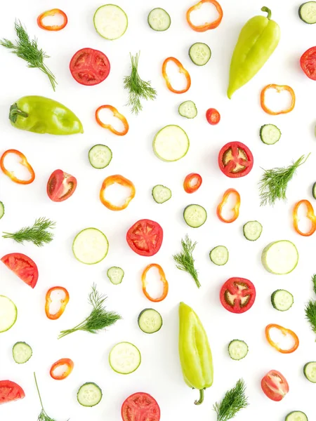 新鲜蔬菜的组成 西红柿片 红青椒 在白色背景上隔绝 顶部视图 蔬菜图案壁纸 — 图库照片