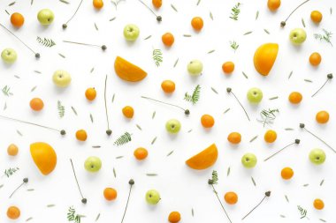 Elma, mandalina, portakal beyaz arka plan üzerinde izole da dahil olmak üzere Gıda kompozisyonu