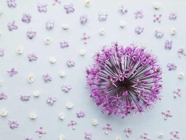 Composition Des Fleurs Avec Fleur Violette Lilas Lis Vallée Sur — Photo