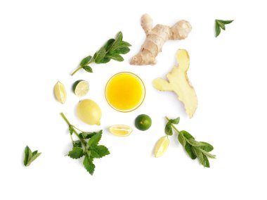 Bal, zencefil, limon, limon ve beyaz arka plan üzerinde izole nane