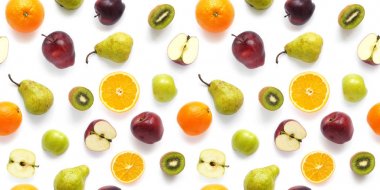 dilimlenmiş portakal, elma, kivi ve armut ile gıda kompozisyon