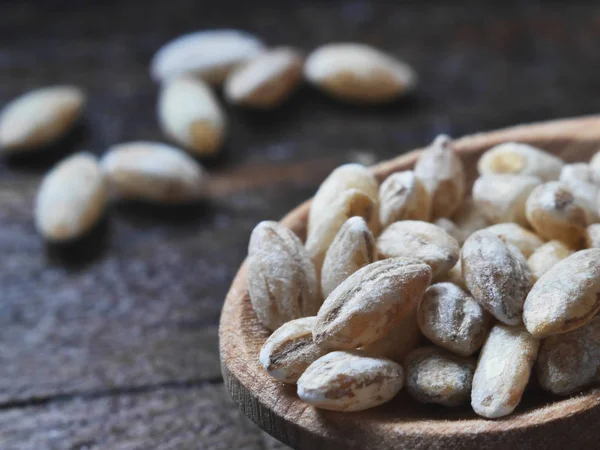 Croup Oats Close Dark Wooden Background Macro Photo — Stock Photo, Image