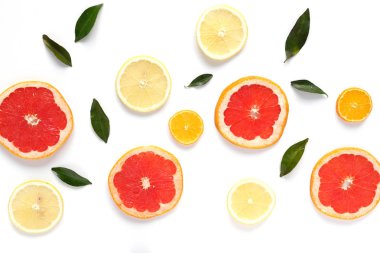 yakın çekim fotoğraf taze limon limon ve greyfurt ile beyaz masa arka plan ayarla 