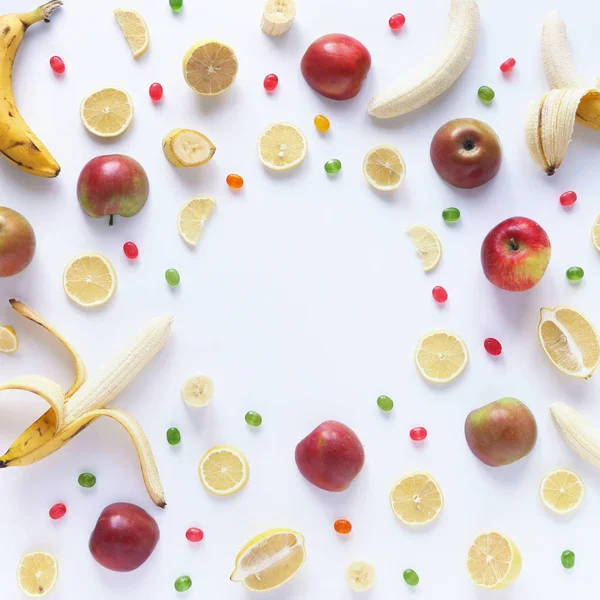 Close Photo Sweet Fruits Set Apples Bananas White Table Background — Stock Photo, Image