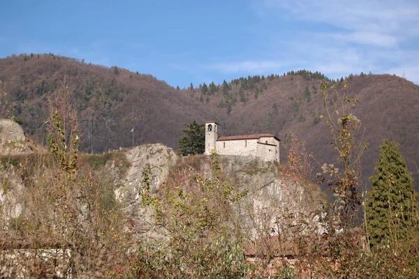 Rocca Kraju Nozza Średniowiecznego Kościoła Włochy — Zdjęcie stockowe