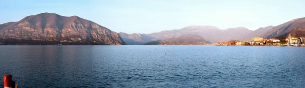 Descripción Del Lago Iseo Atardecer Valcamonica Brescia Lombardía Italia — Foto de Stock