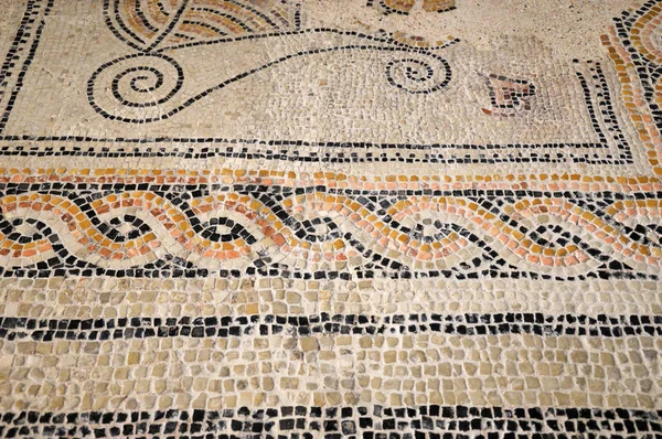 Antigos mosaicos romanos encontrados em escavações de Bréscia - Itália — Fotografia de Stock