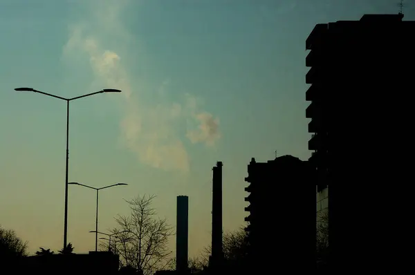 Contaminación en las ciudades - Brescia - Italia —  Fotos de Stock