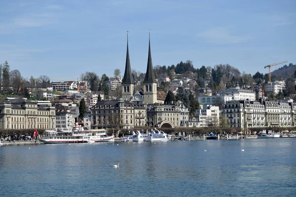 Vista panorâmica da cidade de Lucerna e seu lago - Suíça — Fotografia de Stock