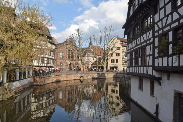 O bairro de Petite France em Estrasburgo - Alsácia - Franc — Fotografia de Stock