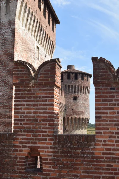 Interior del Castillo medieval de Soncino - Cremona - Italia 04 — Foto de Stock