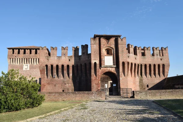 Slott av Soncino - Cremona - Lombardiet - Italien — Stockfoto