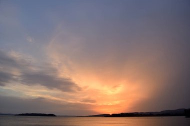 Gün batımında Trasimeno Gölü'nde renk patlaması - Umbria - İtalya 014