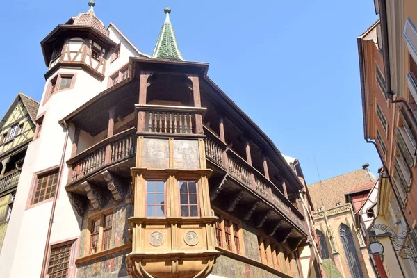 Bir antik ve tarihi Strasbourg sarayda Alsace - Fransa — Stok fotoğraf