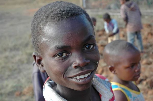 Küzdelem az első éhezés oka a gyermekhalandóság Afrikában 003 — Stock Fotó
